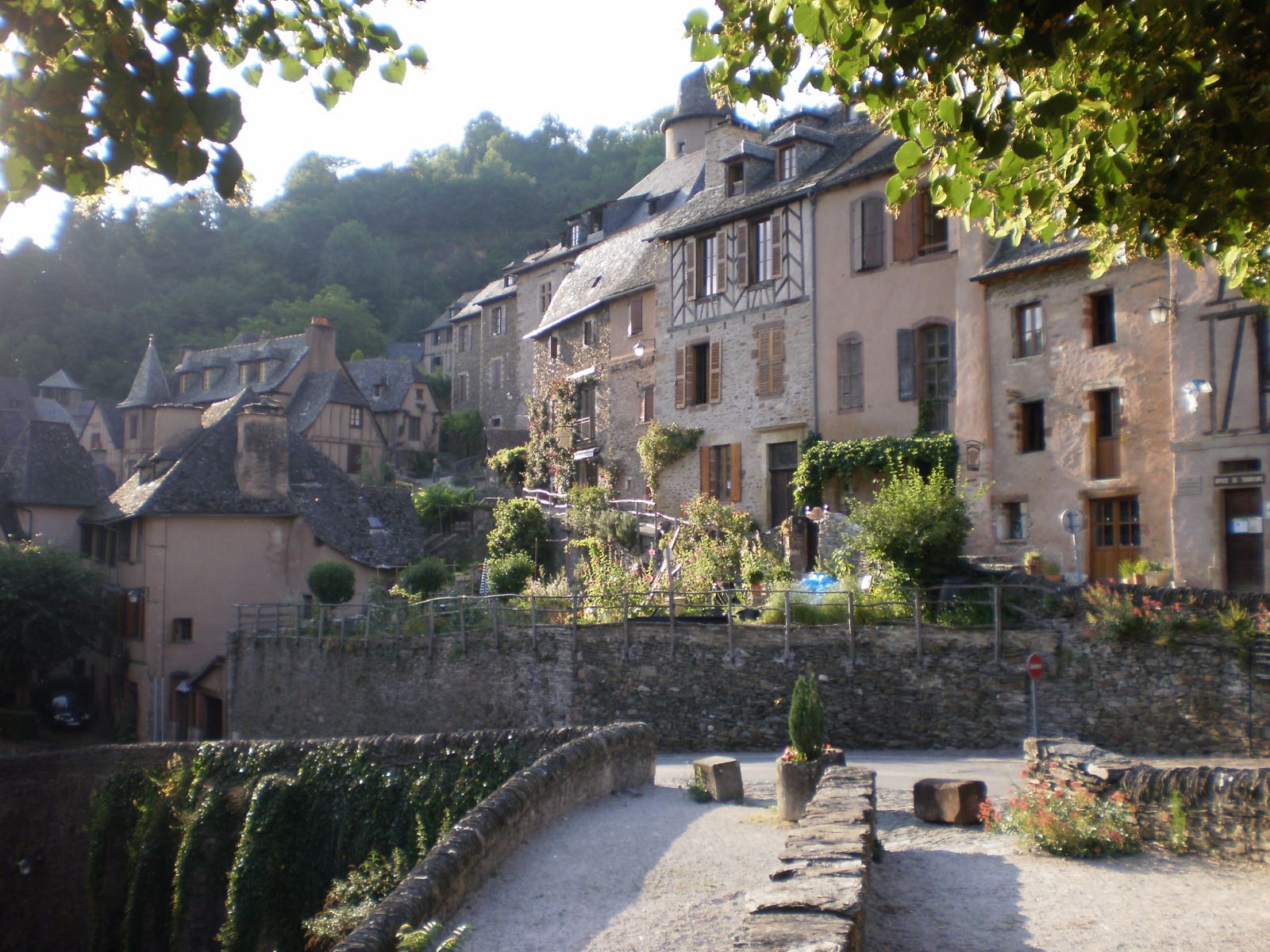 Conques